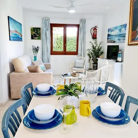 Delfines Apartmán *