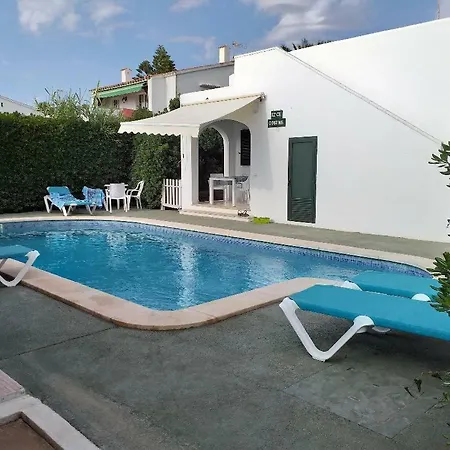 Delfines Apartmán *
