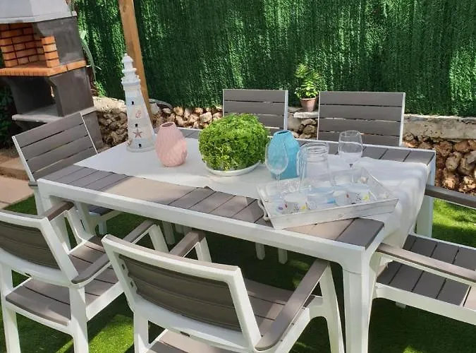 Delfines קאלה בלנקה