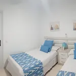 Daire Delfines Cala Blanca (Menorca)