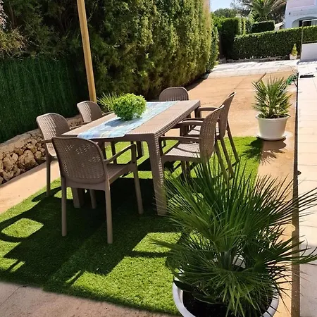 Delfines Apartman Cala Blanca