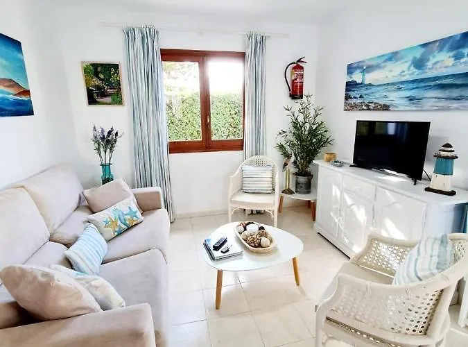 Delfines Apartment Cala Blanca (Menorca)